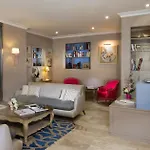 فندق Daumesnil-vincennes 3*