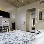 Hotel Daumesnil-vincennes Vincennes