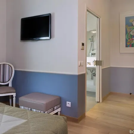 Hotel Daumesnil-vincennes Vincennes