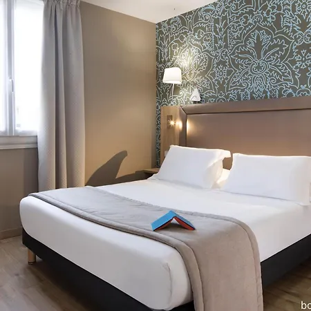 Hotel Daumesnil-vincennes 3*