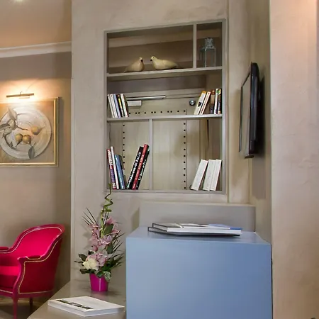 Hotel Daumesnil-vincennes 3*