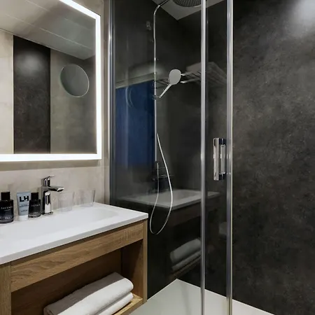 Daumesnil-vincennes Hotel 3*
