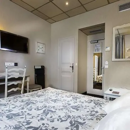 Hotel Daumesnil-vincennes Vincennes