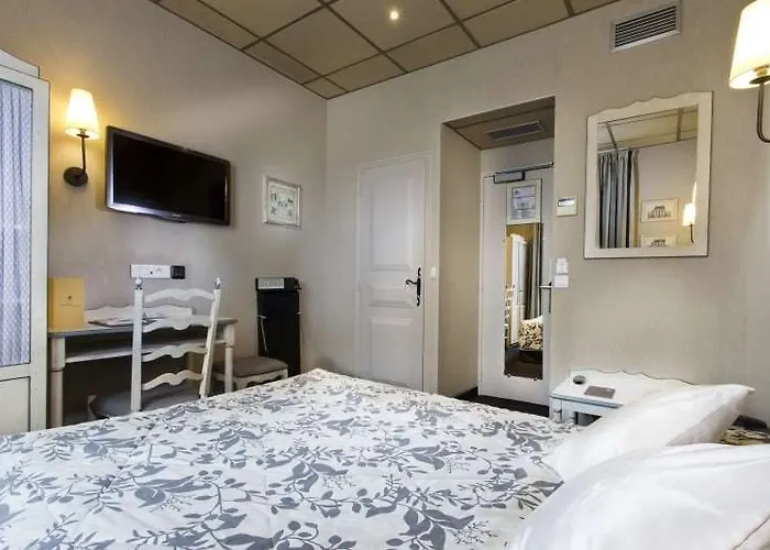 Hotel Daumesnil-vincennes Vincennes